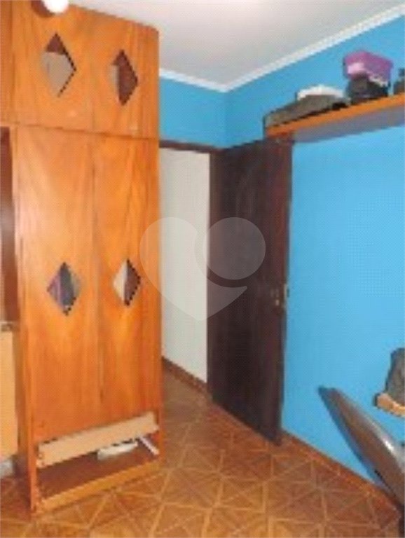 Sobrado à venda com 4 quartos em Vila Ipojuca, São Paulo, SP