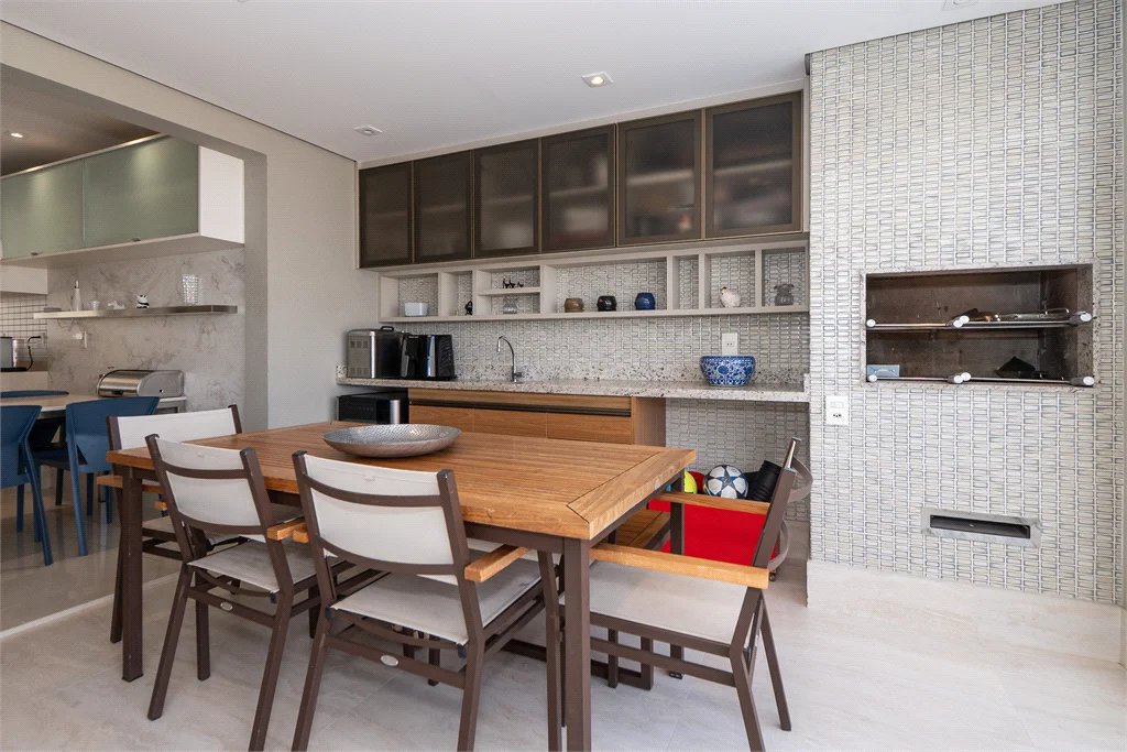 Apartamento à venda com 3 suítes em Sumarezinho, São Paulo, SP