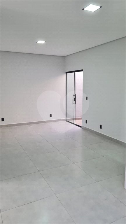 Casa à venda com 3 quartos, sendo 2 suítes, no condomínio Campos do Conde Ii, Paulínia - SP