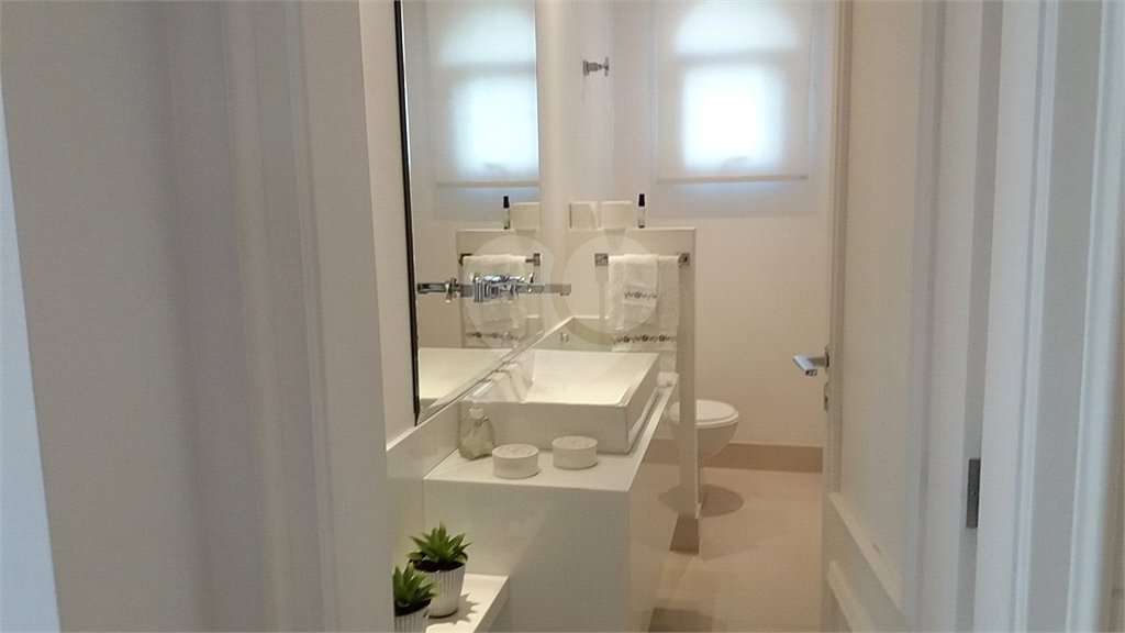 Apartamento à venda com 3 suítes em Santana, São Paulo, SP