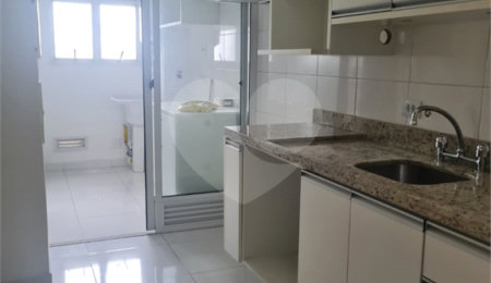Apartamento à venda com 2 quartos, sendo 1 suíte, em Parque Reboucas, São Paulo, SP