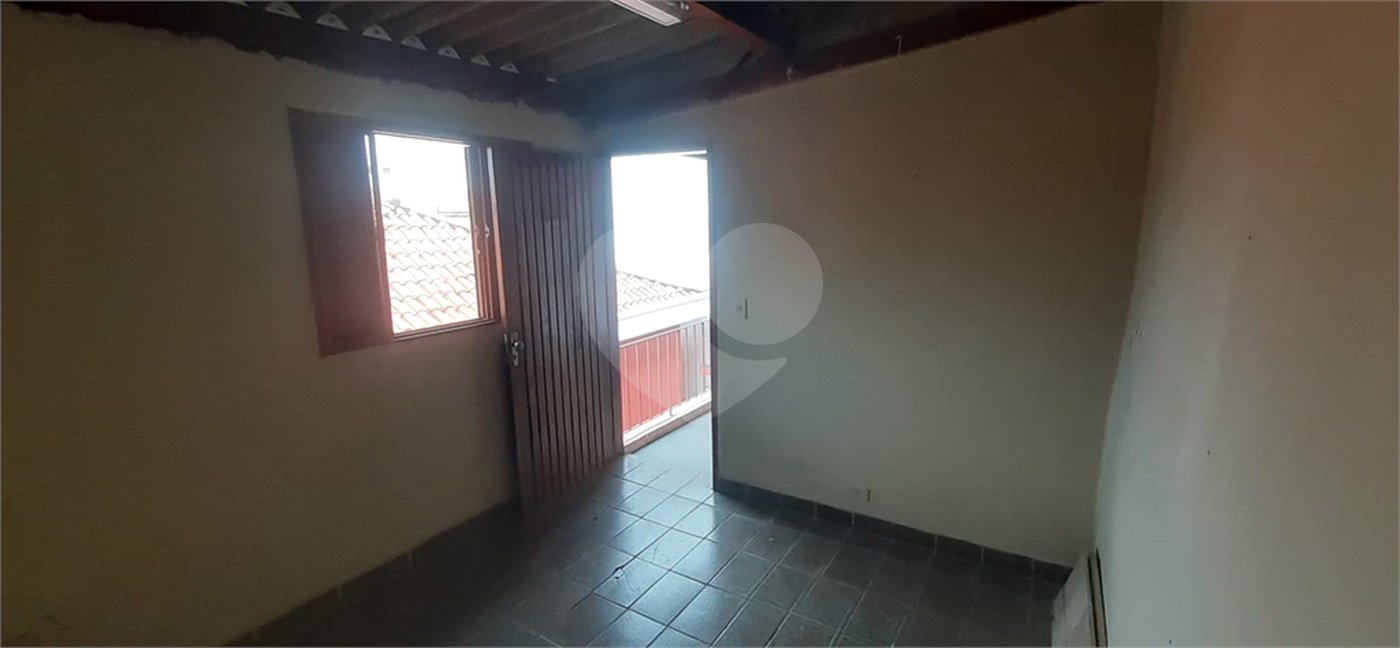 Casa à venda com 3 quartos, sendo 1 suíte, em Vila Gustavo, São Paulo, SP