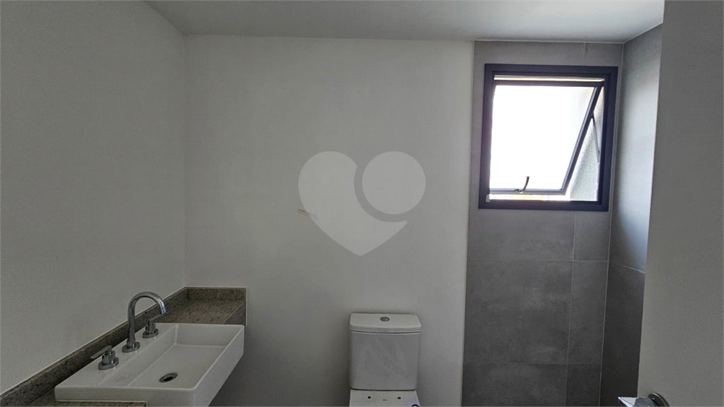 Apartamento à venda com 3 suítes em Água Branca, São Paulo, SP