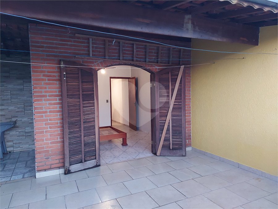 Sobrado à venda com 3 quartos em Jardim City, Guarulhos, SP