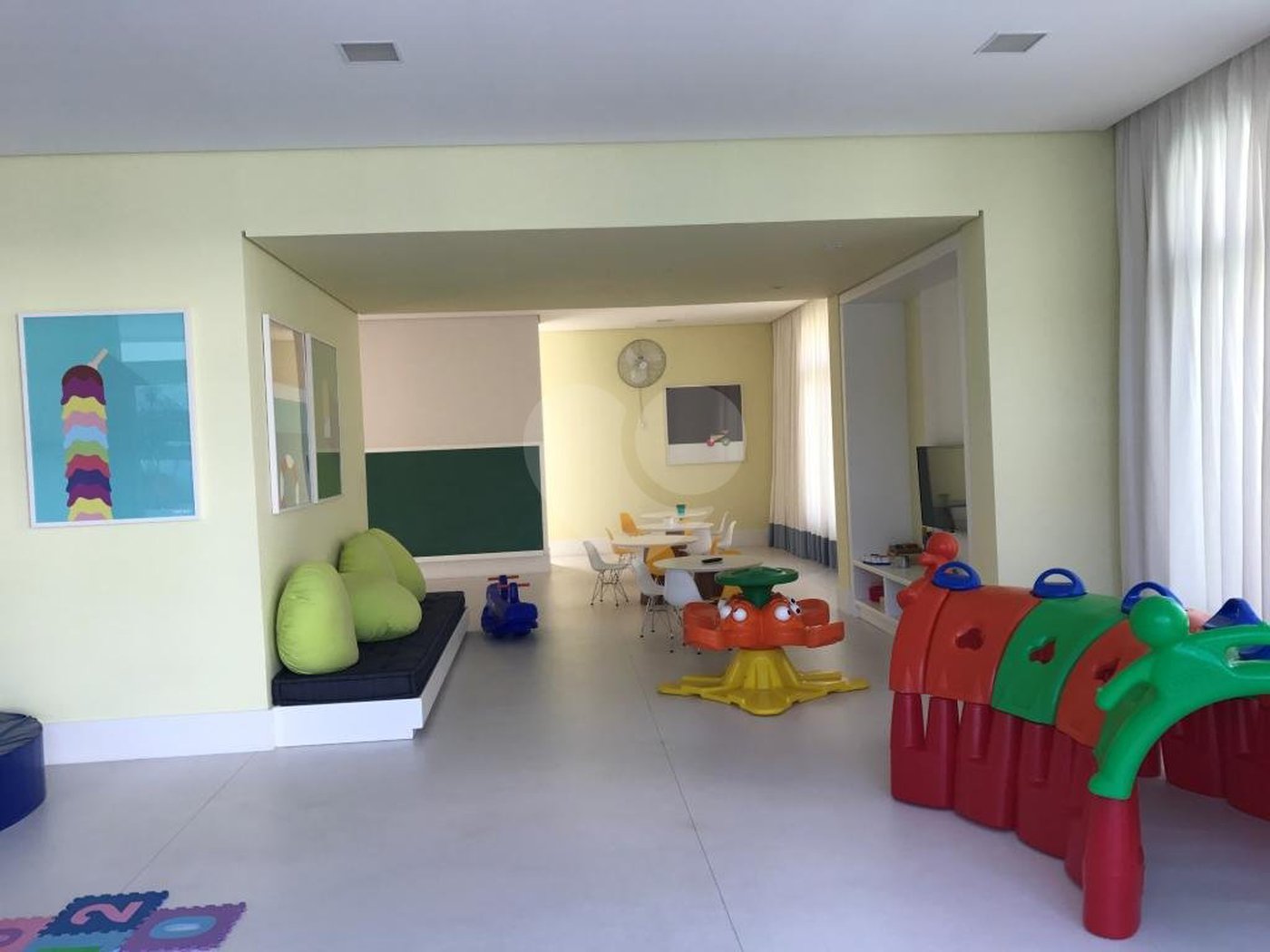 Apartamento à venda ou para alugar com 3 quartos, sendo 2 suítes, em Vila Anastácio, São Paulo, SP