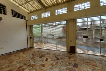 Sobrado à venda com 3 quartos, sendo 1 suíte, em Vila Gomes, São Paulo, SP