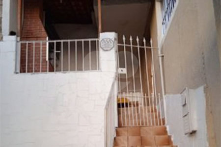 Casa à venda com 3 quartos em Parada Inglesa, São Paulo, SP