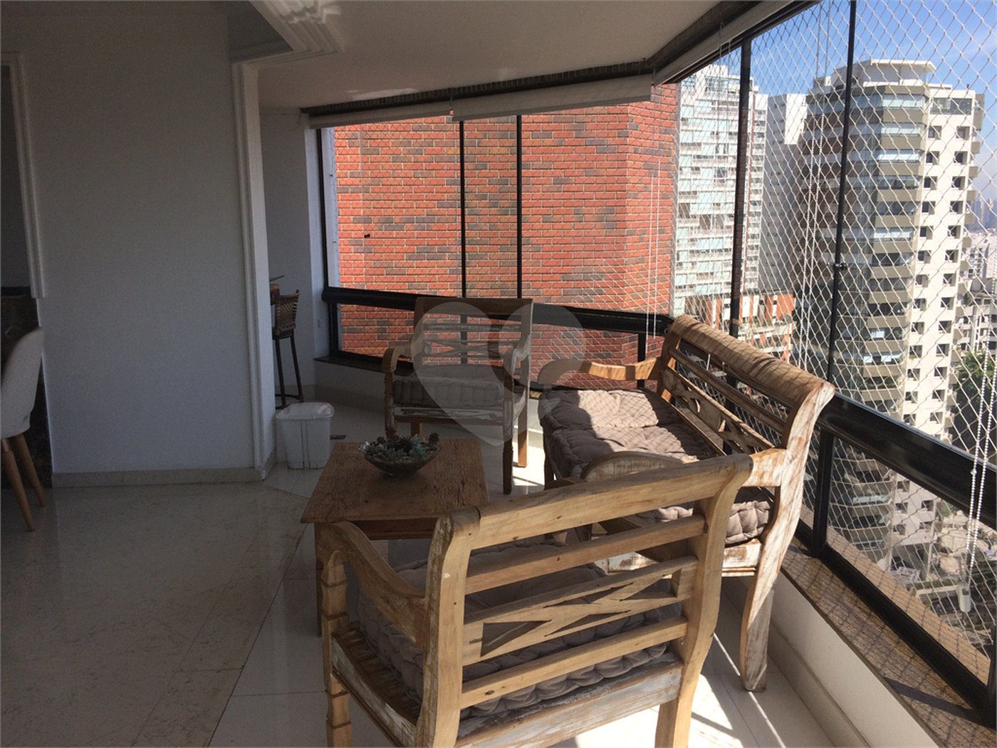 Apartamento à venda com 3 suítes em Vila Suzana, São Paulo, SP