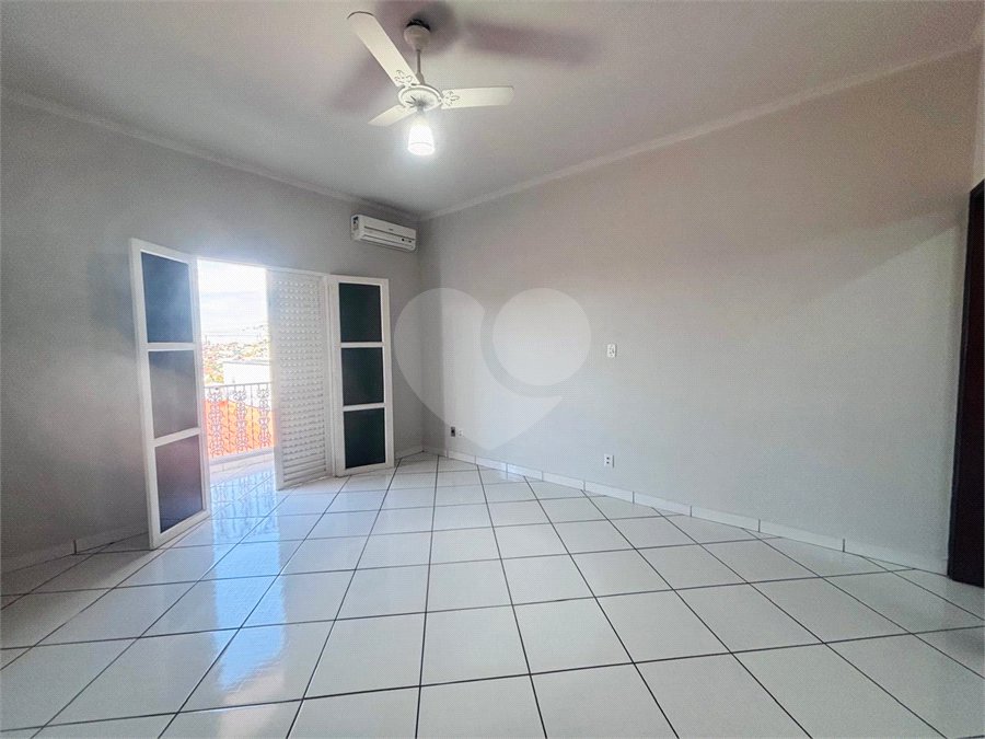 Casa para alugar com 3 quartos, sendo 1 suíte,  em Wanel Ville, Sorocaba, SP