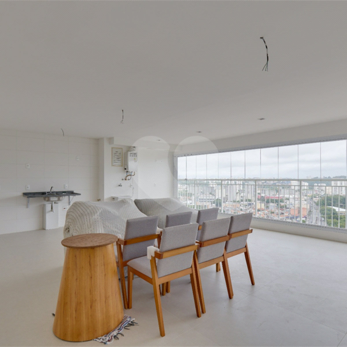 Apartamento à venda com 2 suítes em Santo Amaro, São Paulo, SP