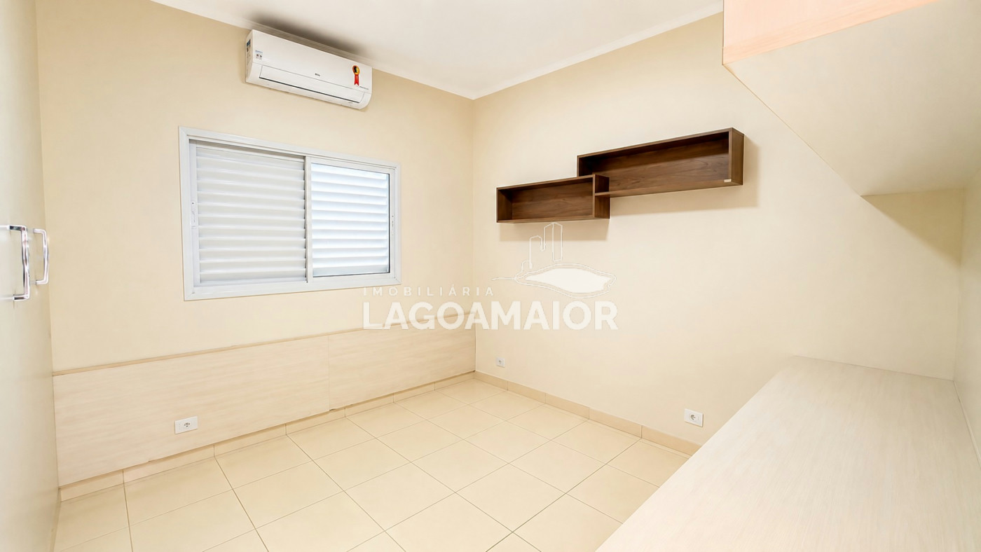 Casa à venda com 3 quartos, sendo 1 suíte, no condomínio Portal das Àguas, Três Lagoas - MS
