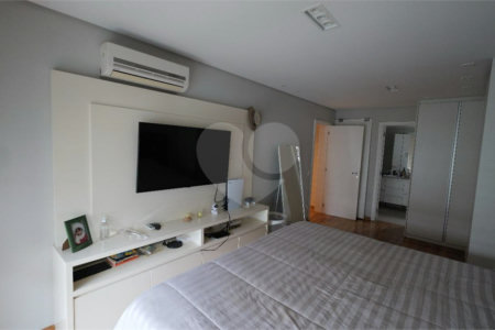 Apartamento á venda - Vila Olímpia