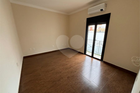 Casa à venda com 3 suítes no condomínio Residencial Maria Dulce, Indaiatuba - SP