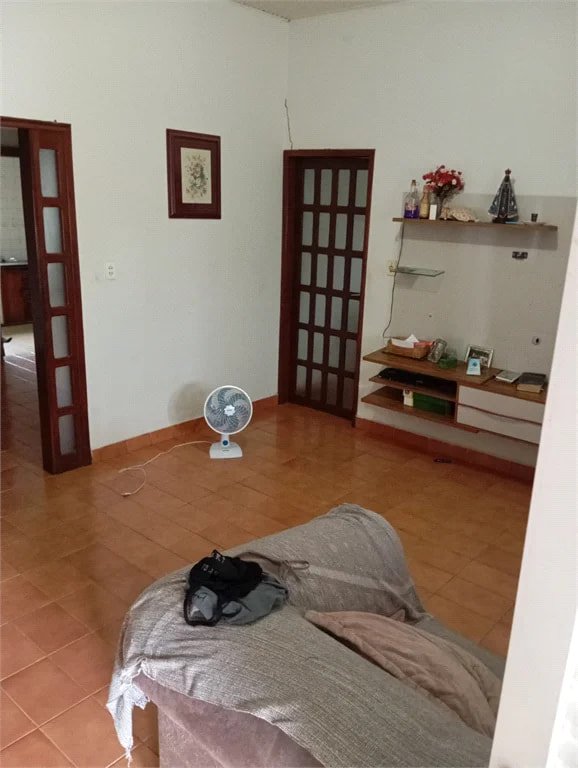 Casa à venda com 3 quartos, sendo 1 suíte,  em Cajueiro, Balsas, MA