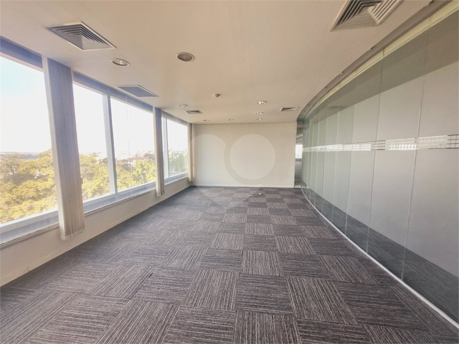 Sala à venda ou para alugar em Jardim São Luís, São Paulo, SP