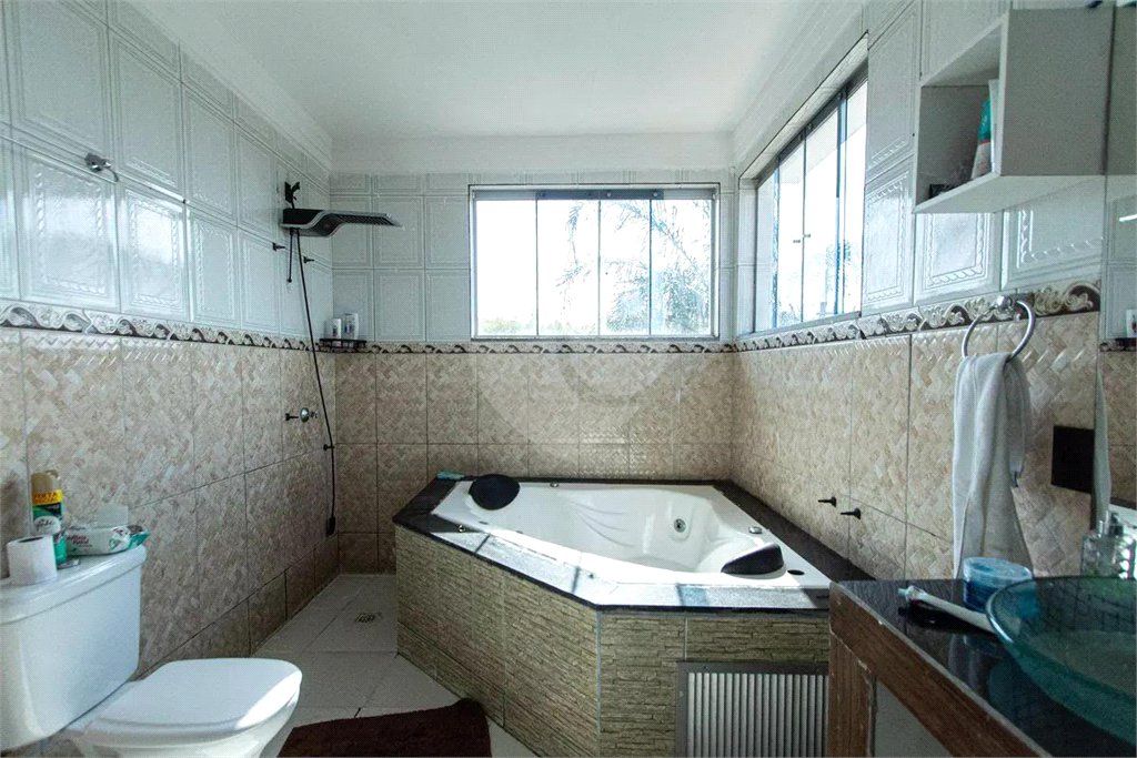 Casa à venda com 4 suítes no condomínio Golden Park Residence, Sorocaba - SP