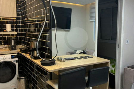 Apartamento à venda com 2 quartos em Santo Amaro, São Paulo, SP