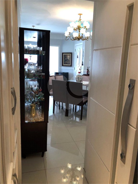 Apartamento à venda com 3 quartos, sendo 1 suíte, em Vila Azevedo, São Paulo, SP