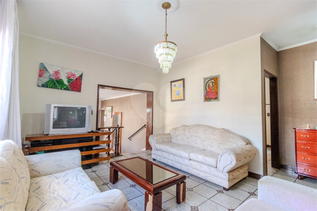 Casa à venda com 3 quartos, sendo 2 suítes, em Vila Matilde, São Paulo, SP