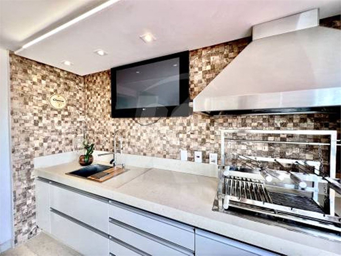 Apartamento à venda com 4 suítes em Santa Terezinha, São Paulo, SP