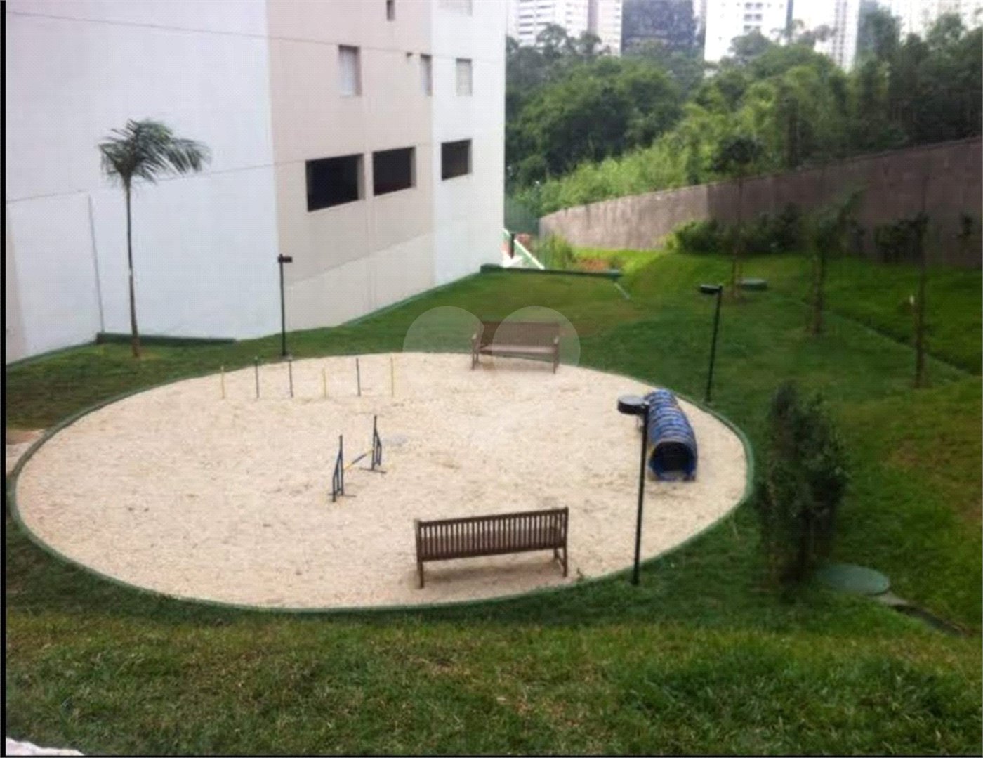 Apartamento à venda ou para alugar com 3 quartos, sendo 1 suíte,  em Parque Reboucas, São Paulo, SP