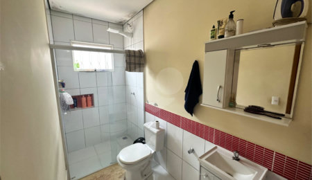 Casa à venda com 3 quartos, sendo 1 suíte,  em Nova Cerejeira, Atibaia, SP