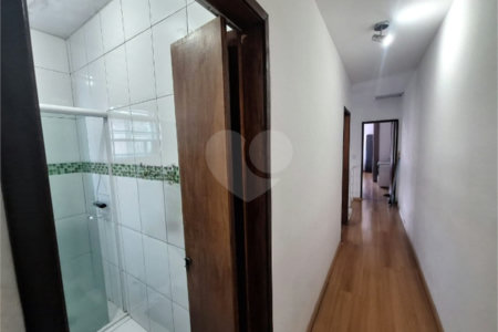 Sobrado à venda com 3 quartos, sendo 1 suíte, em Vila Campanela, São Paulo, SP