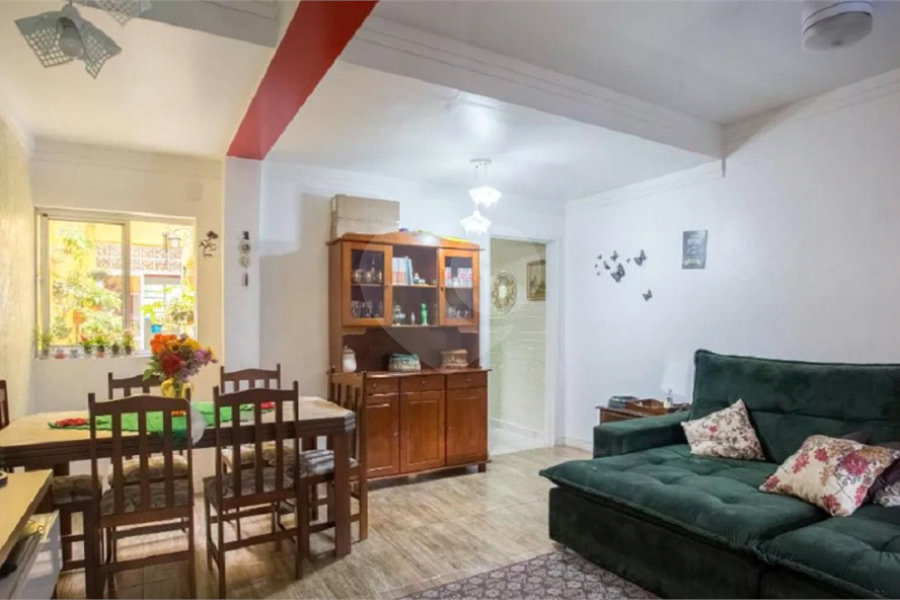 Sobrado à venda com 2 quartos, sendo 1 suíte, em Carandiru, São Paulo, SP