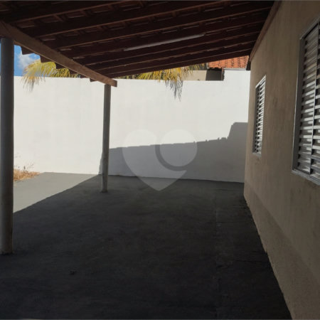 Casa à venda com 2 quartos em Jardim Roberto Selmi Dei, Araraquara, SP