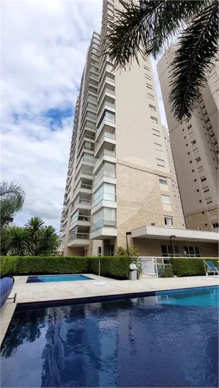 Apartamento à venda com 3 suítes em Lapa, São Paulo, SP