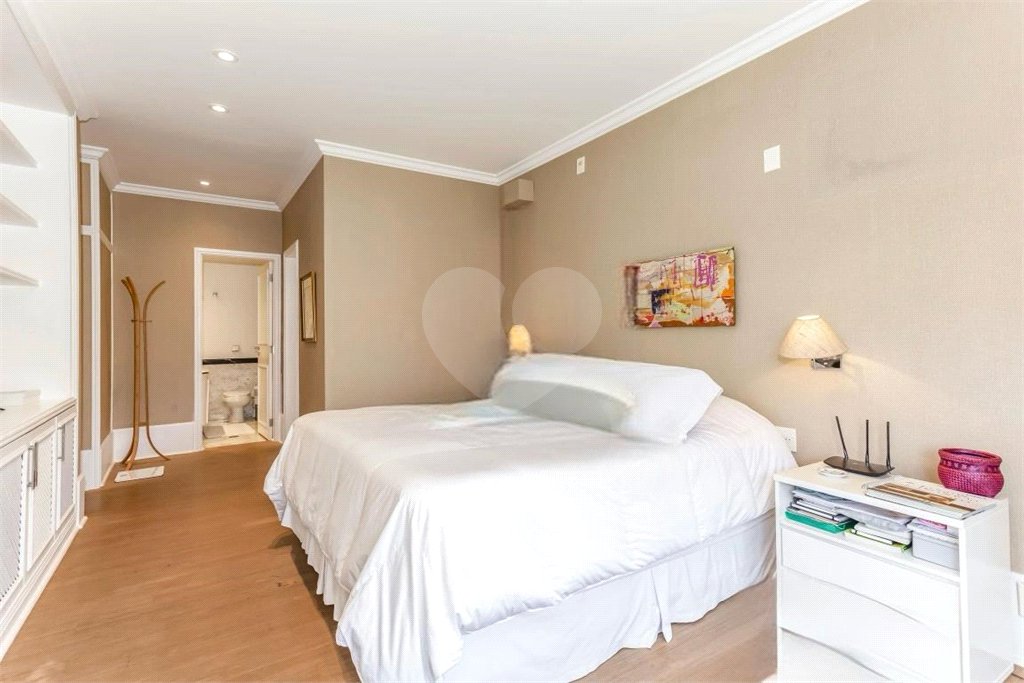 Apartamento à venda com 4 suítes em Jardim Fonte do Morumbi, São Paulo, SP