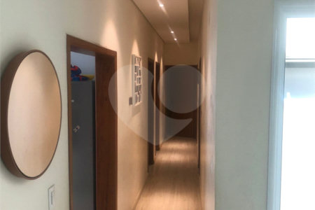 Casa à venda com 4 quartos, sendo 1 suíte, no condomínio Villagio Milano, Sorocaba - SP