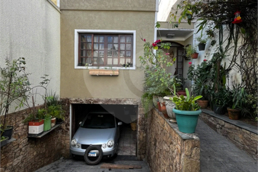 Sobrado à venda com 3 quartos, sendo 1 suíte, em Jaraguá, São Paulo, SP