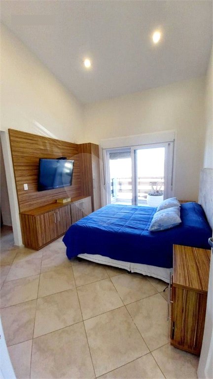 Casa à venda com 3 suítes no condomínio Residencial Parque Arco-íris, Atibaia - SP