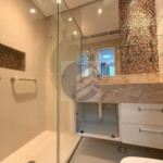 Casa à venda com 2 quartos, sendo 2 suítes, no condomínio Vilas V, São Paulo - SP