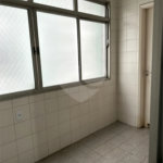 Amplo e Clássico: Apartamento de 90 m² em Higienópolis!