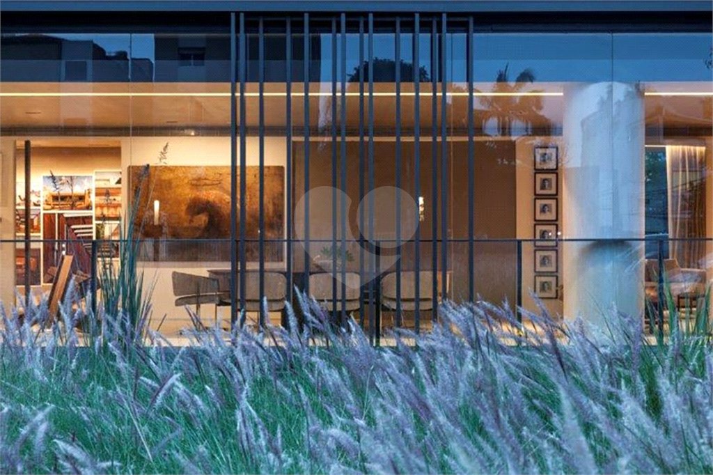 Apartamento à venda com 3 suítes em Pinheiros, São Paulo, SP