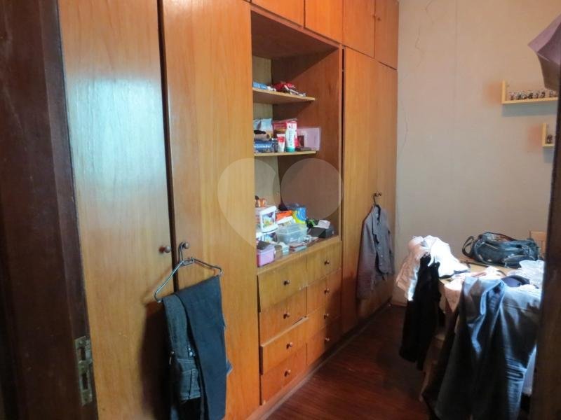 Casa à venda com 4 quartos, sendo 2 suítes, em Bosque da Saúde, São Paulo, SP