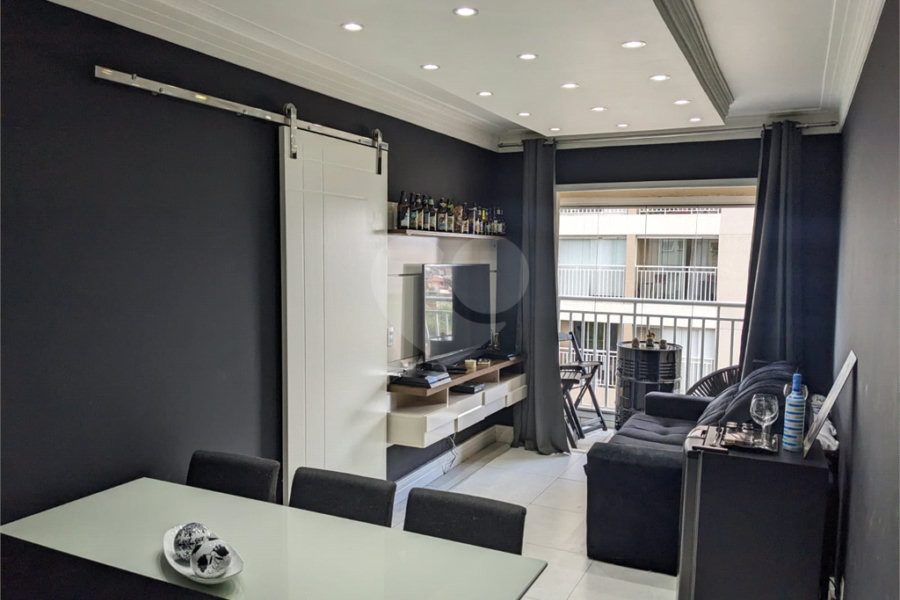 Apartamento à venda com 2 quartos, sendo 1 suíte,  em Jardim Rosa de Franca, Guarulhos, SP