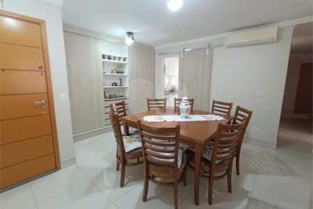 Apartamento à venda com 3 quartos, sendo 1 suíte, no Centro, São Roque, SP