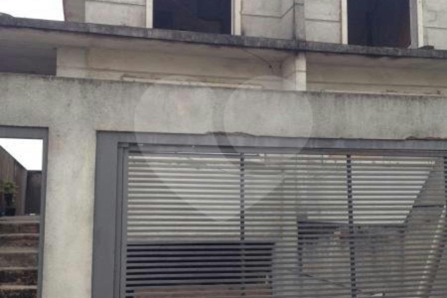 Sobrado à venda com 3 quartos, sendo 1 suíte, em Imirim, São Paulo, SP