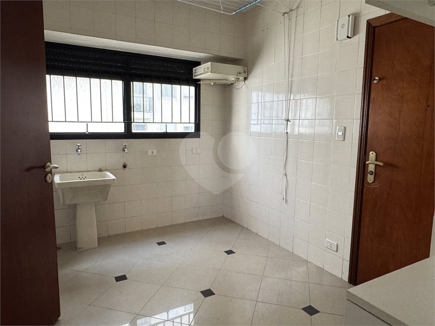 Apartamento à venda com 3 quartos, sendo 1 suíte, em Santa Teresinha, São Paulo, SP