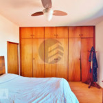 Casa para alugar com 3 quartos, sendo 1 suíte, em Jardim Monte Kemel, São Paulo - SP