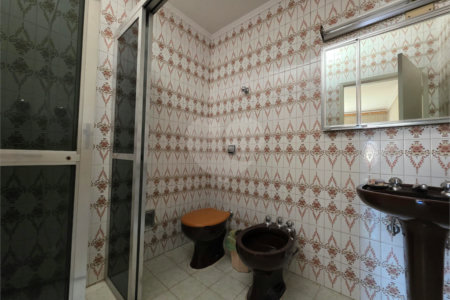 Sobrado à venda com 4 quartos, sendo 1 suíte,  em Santa Teresinha, São Paulo, SP