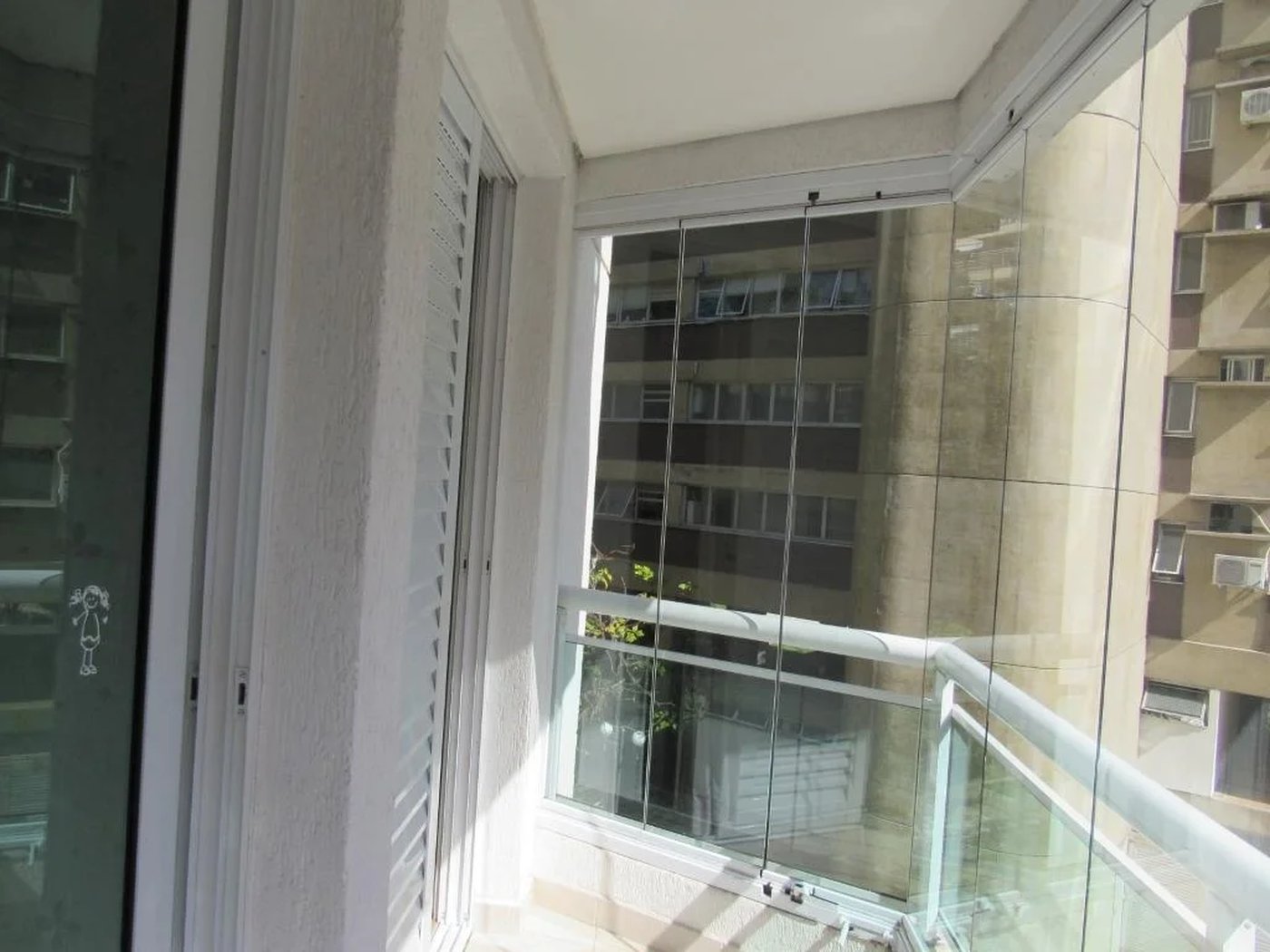 Apartamento à venda com 3 suítes em Real Parque, São Paulo, SP