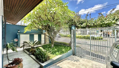 Sobrado à venda com 4 quartos, sendo 2 suítes, em Jardim Jussara, São Paulo, SP