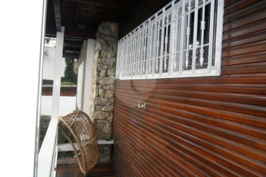 Sobrado à venda com 3 quartos, sendo 1 suíte, em Vila Albertina, São Paulo, SP