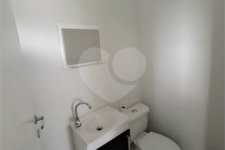 Casa à venda com 6 quartos, sendo 1 suíte,  em Vila Vitória, Mogi das Cruzes, SP