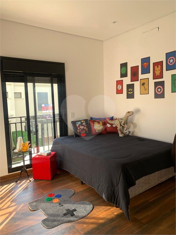 Casa à venda com 4 suítes no condomínio Vila Inglesa, Atibaia - SP