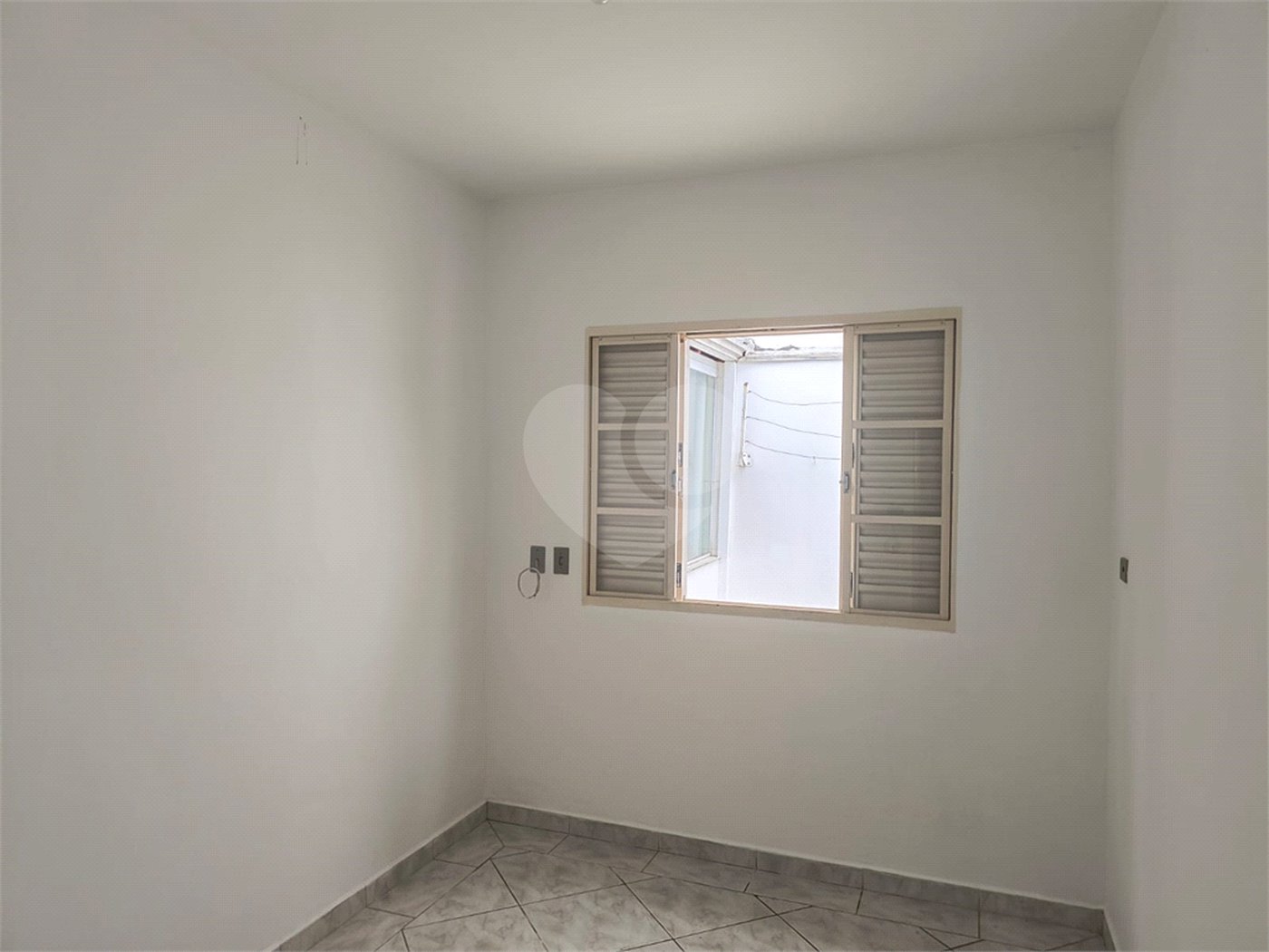 Casa à venda com 2 quartos, sendo 1 suíte,  no Centro, Indaiatuba, SP